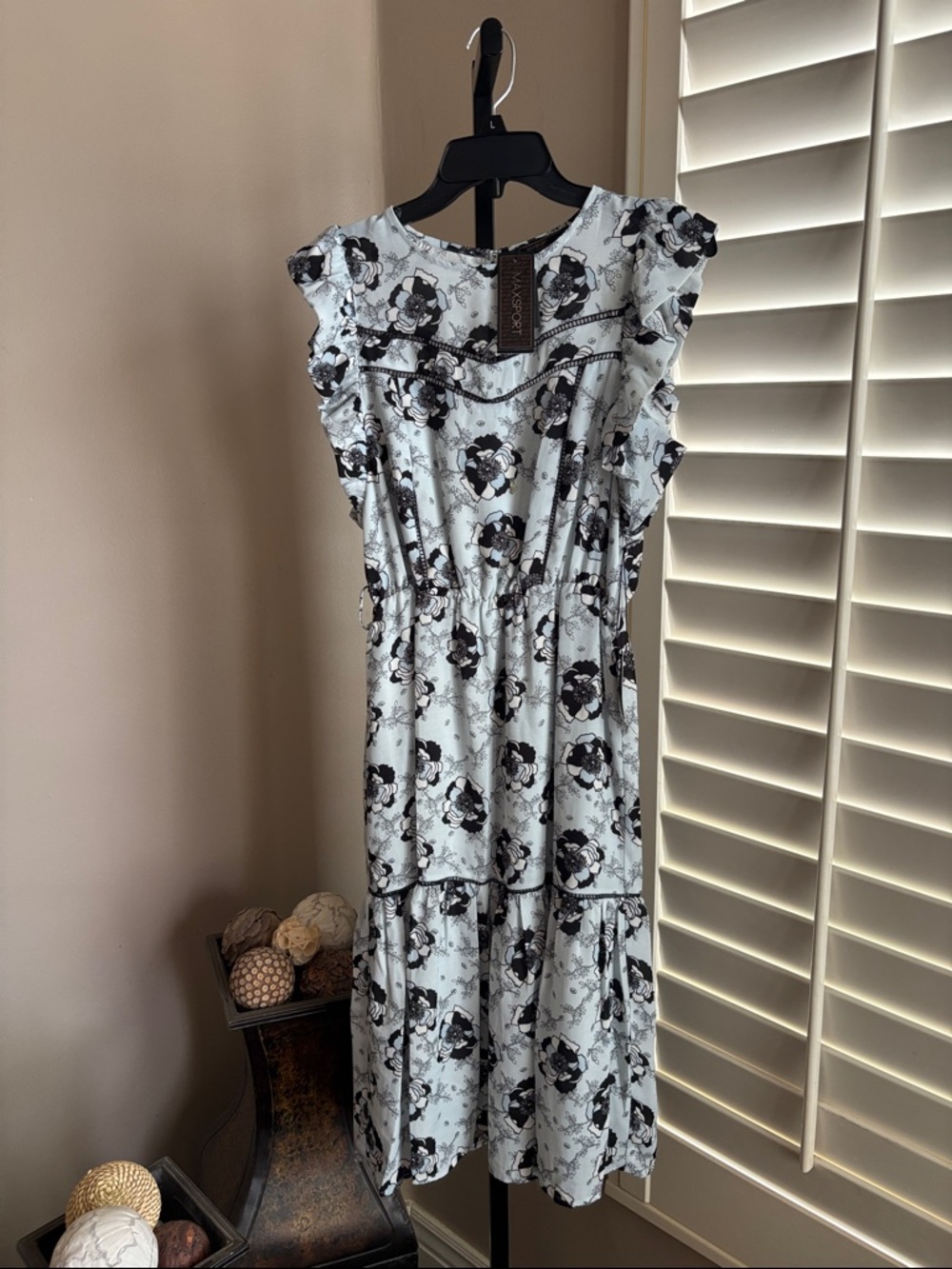 Black Floral Print Midi Dress with Ruffle Sleeves